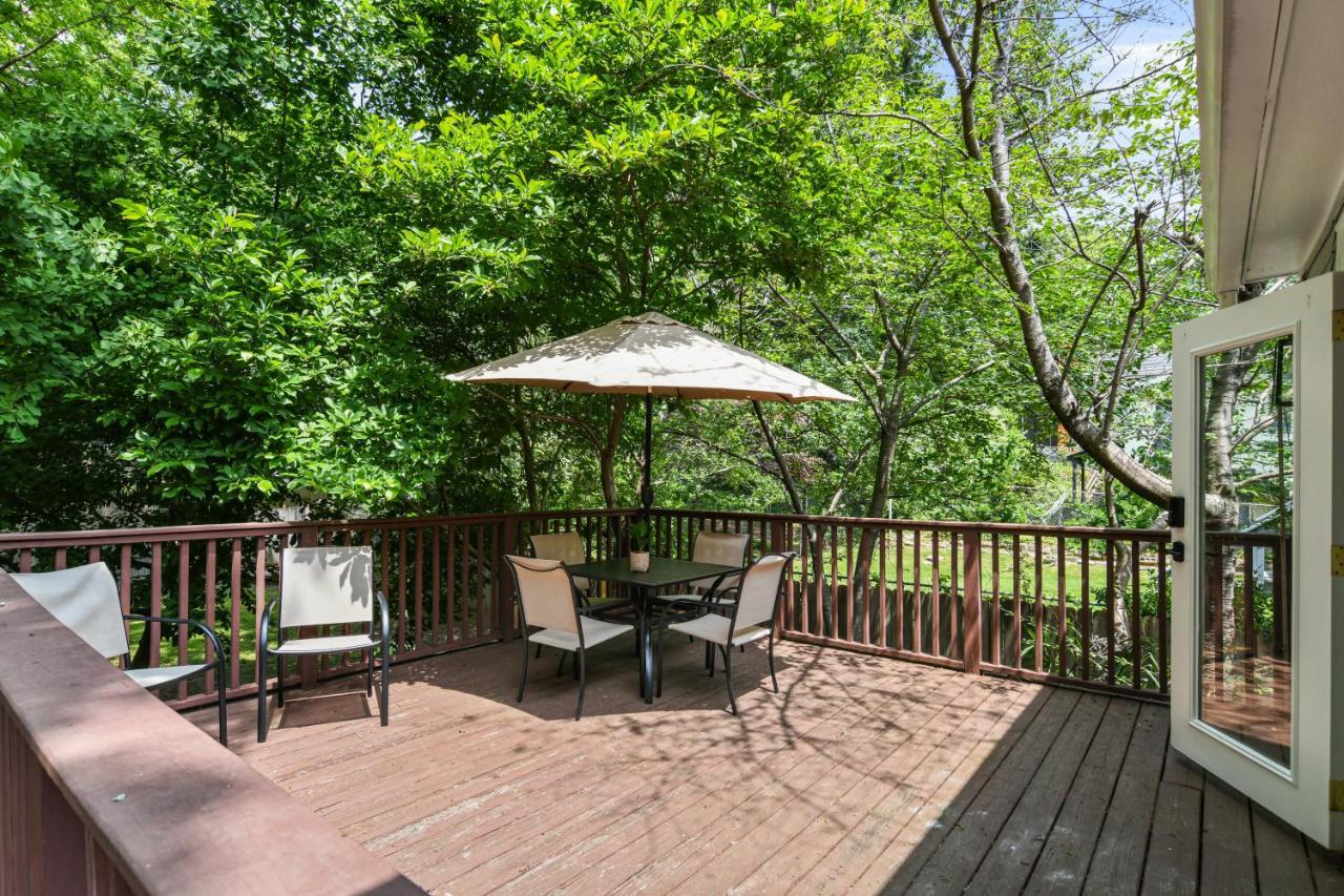Sun Lit Bungalow With Good Vibes And Lots Of Wine - Designedbydom Atlanta Exterior photo